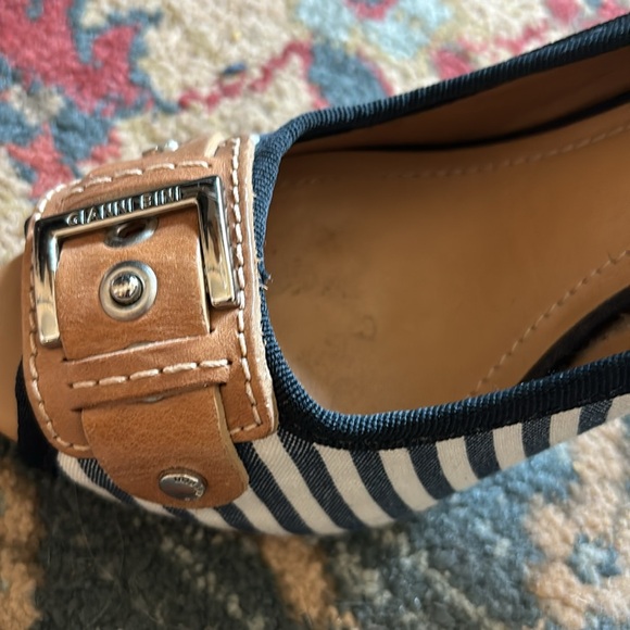 GIANNI BINI 8.5 DENIM AND LEATHER HEELS ๐ EUC - Picture 3 of 5